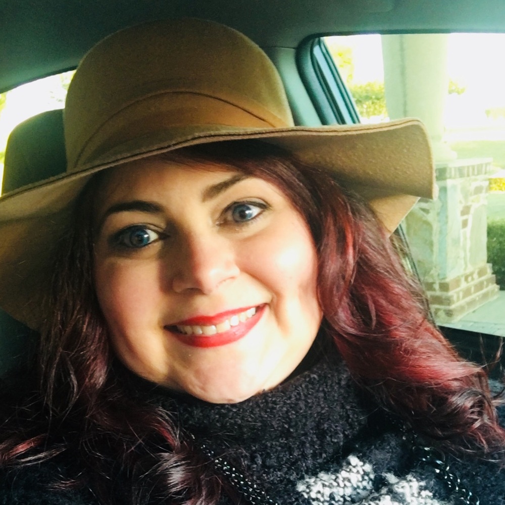 Meet your Posher, Leslie